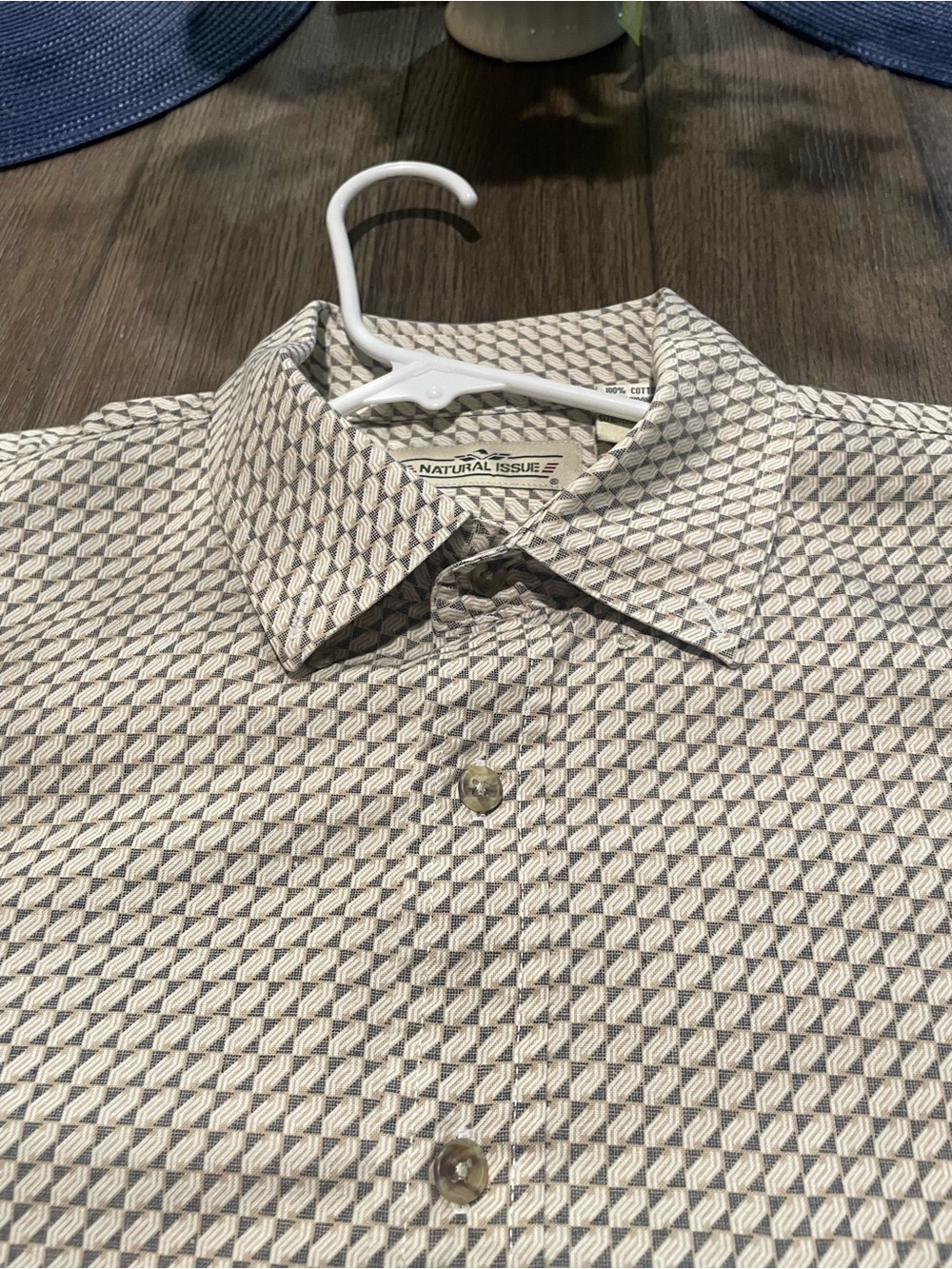 Men's Geometric Pattern Button-Down Shirt - Cream/Gray Natural Issue XLT